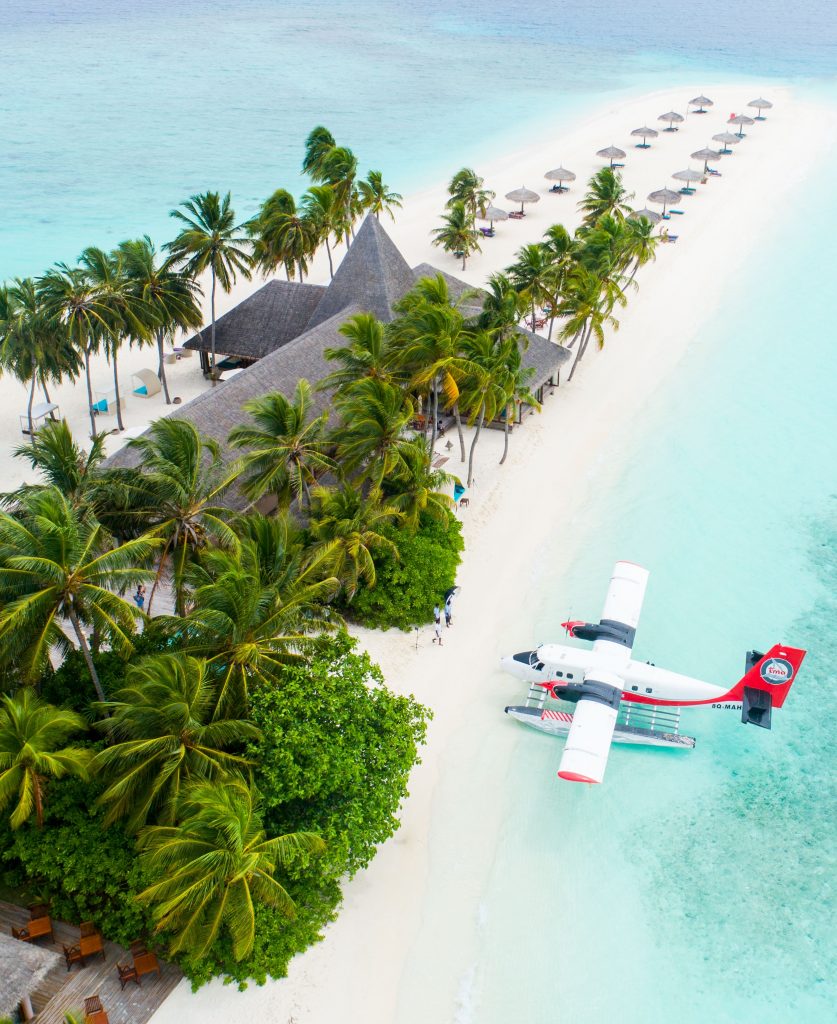 Avion de lujo en isla paradisiaca